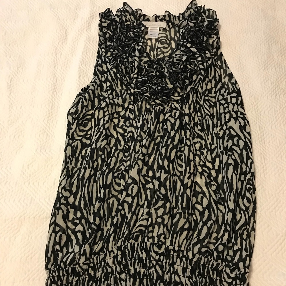 Black and white blouse